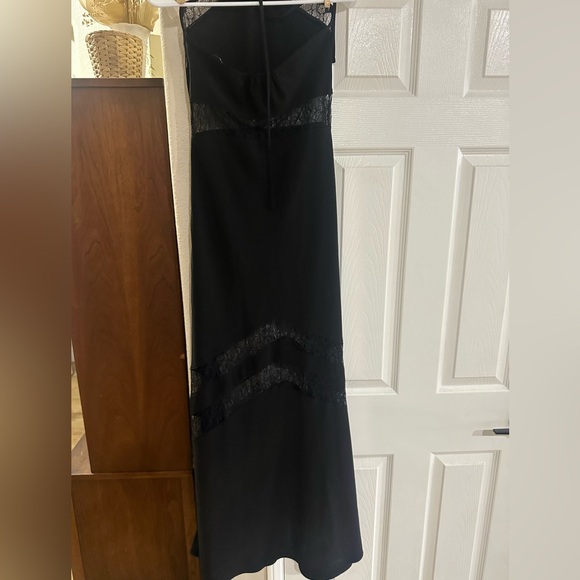 Lovers + friends halter lace dress long black gown dance formal wedding - Picture 6 of 12